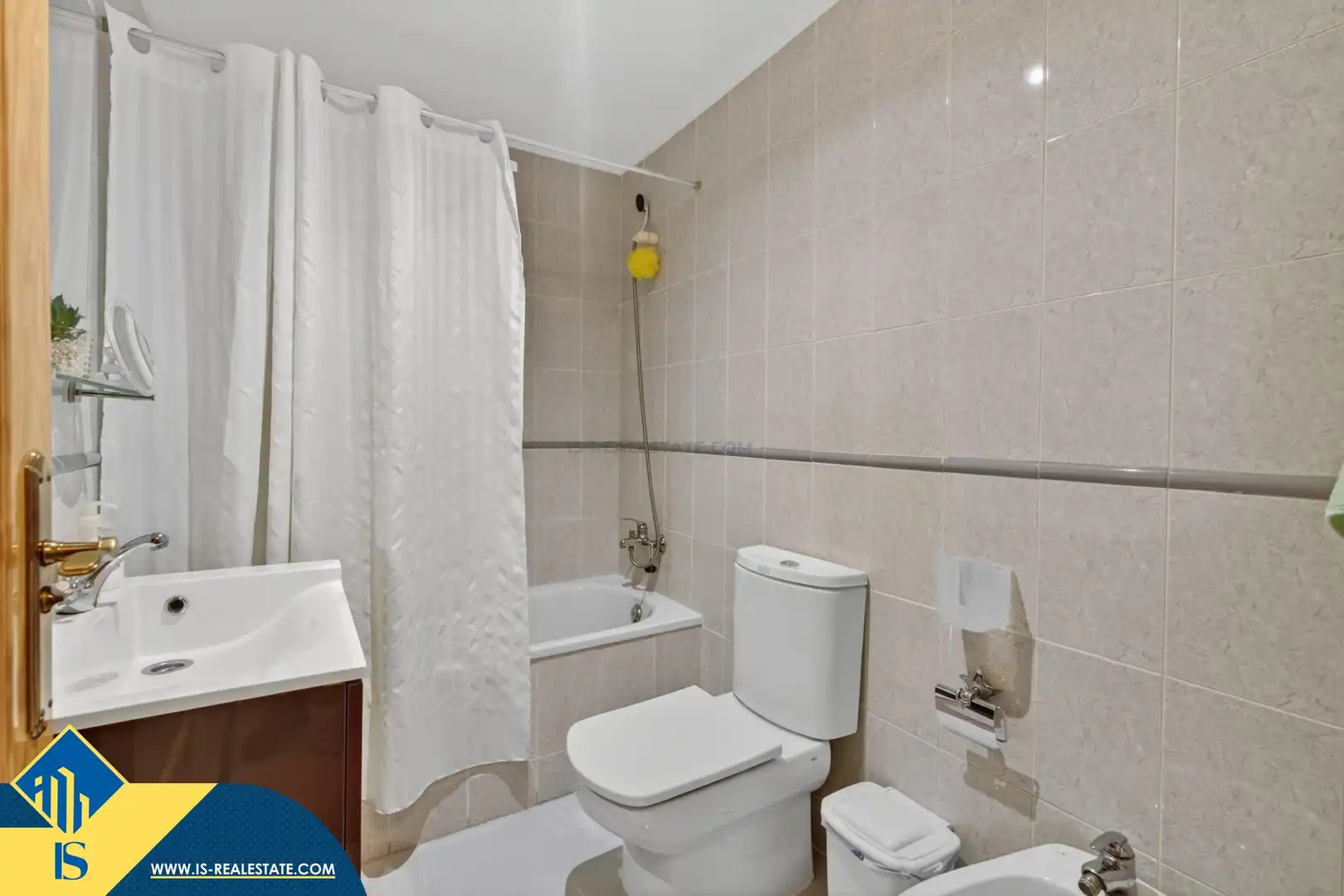 Bathroom of Flat for sale in Alicante / Alacant  with Air Conditioner, Terrace and Storage room