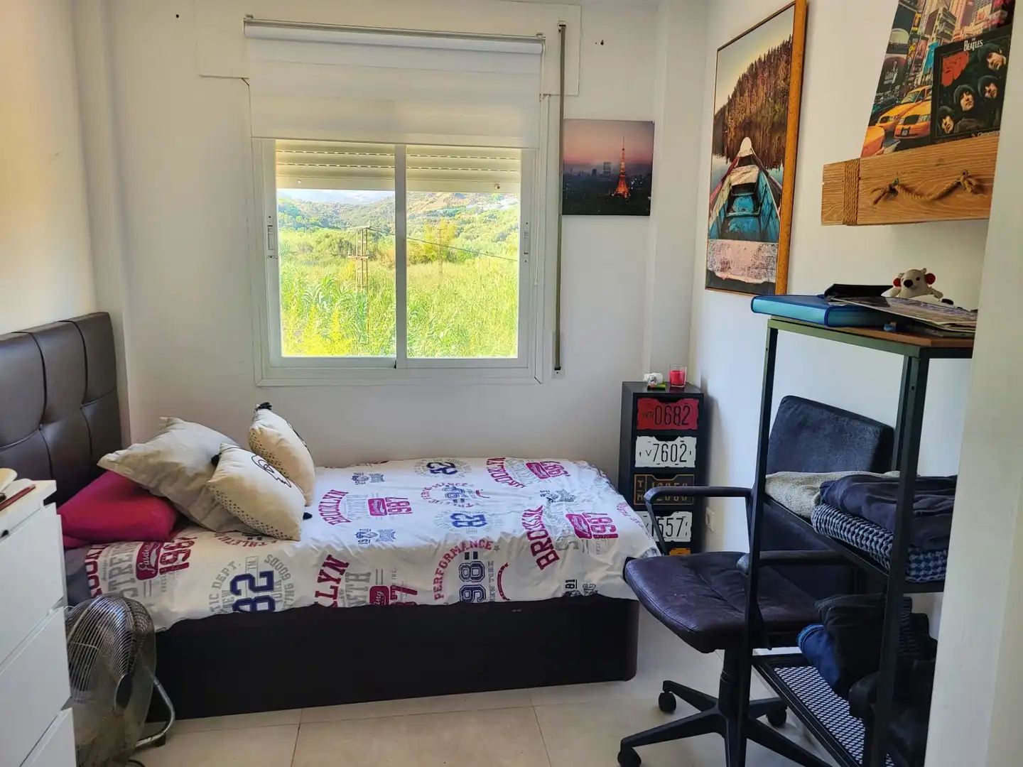 Dormitori de Casa adosada en venda en Estepona amb Terrassa, Piscina i Piscina comunitària