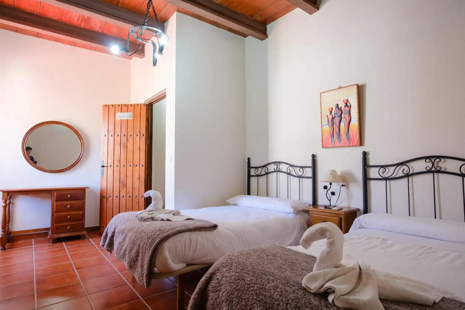 Dormitori de Casa adosada en venda en Teba amb Aire condicionat, Jardí privat i Piscina