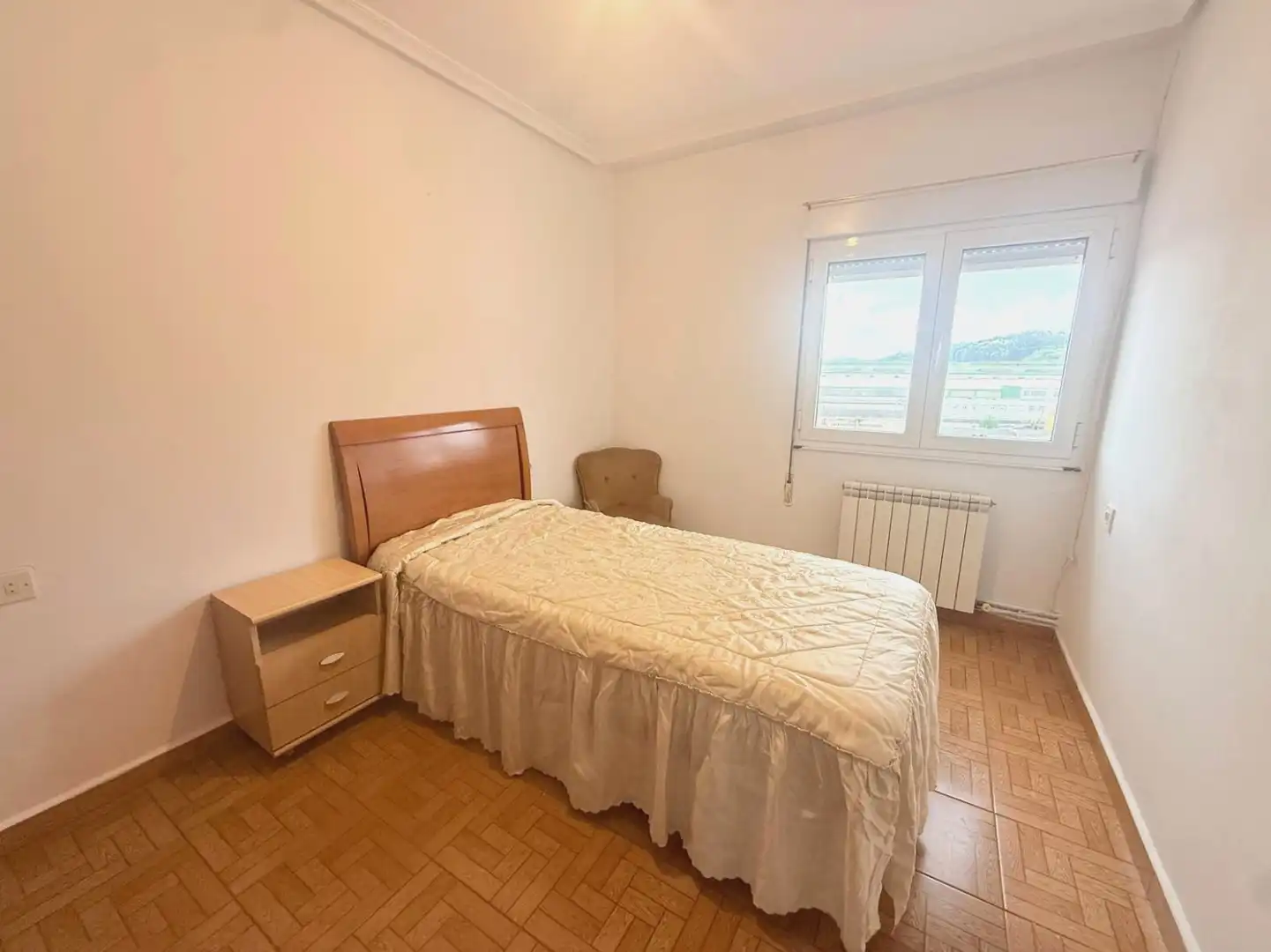 Piso en venta en Raíces - Calle Hernán Cortés, Raíces