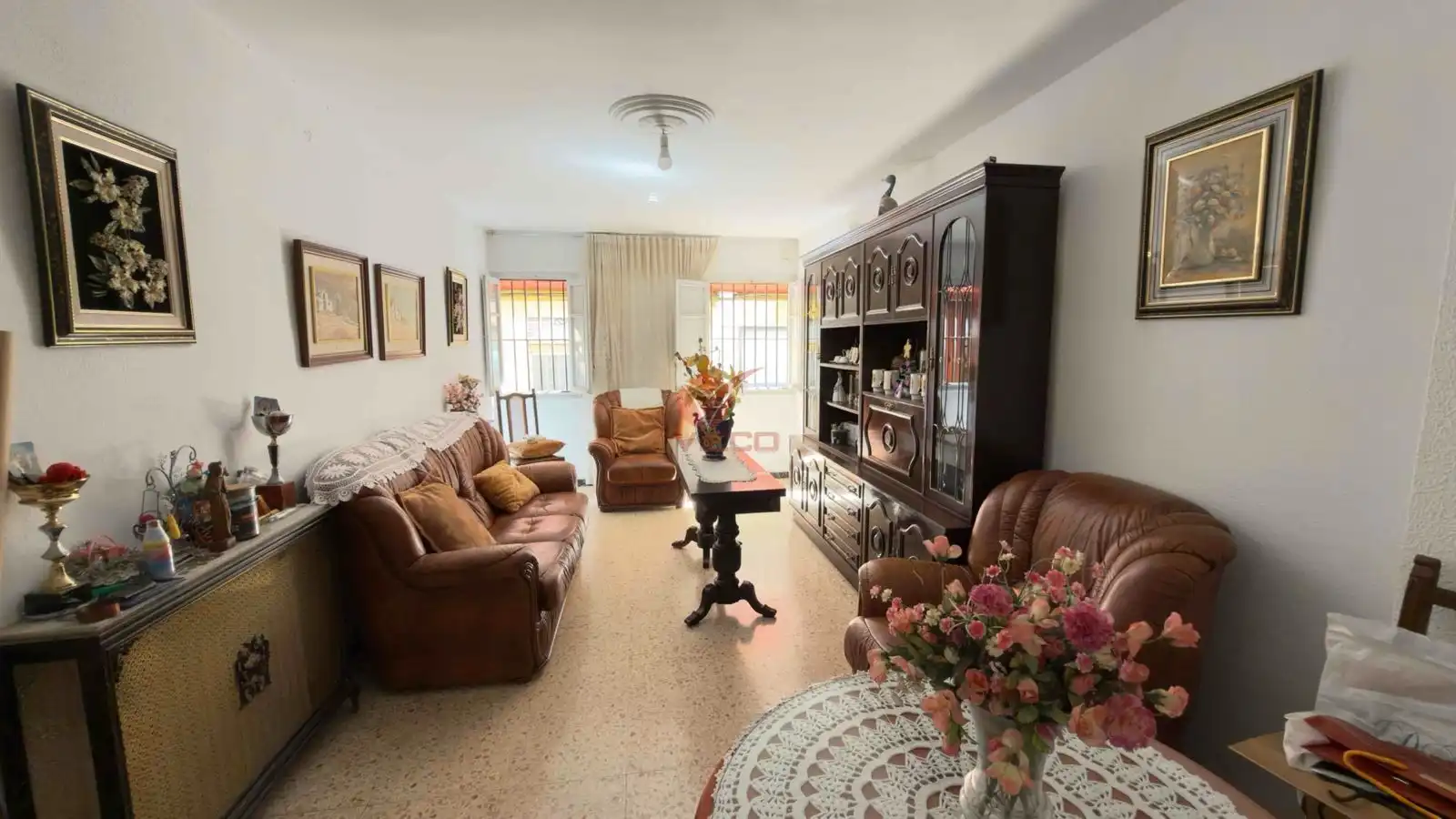 Sala d'estar de Pis en venda en Cuenca amb Calefacció, Terrassa i Traster