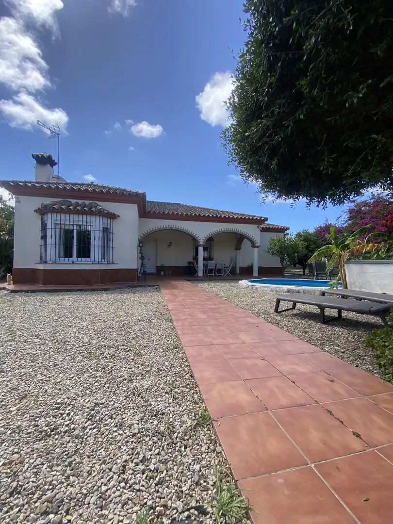 Garden of Houses for sale in Chiclana de la Frontera  with Air Conditioner, Storage room and Swimming Pool