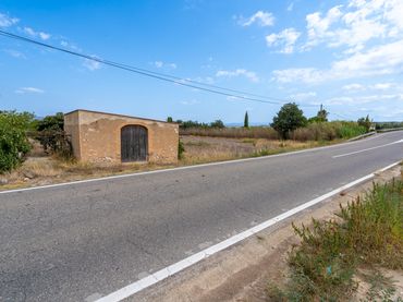 Terreno rustico in vendita a Ginestar