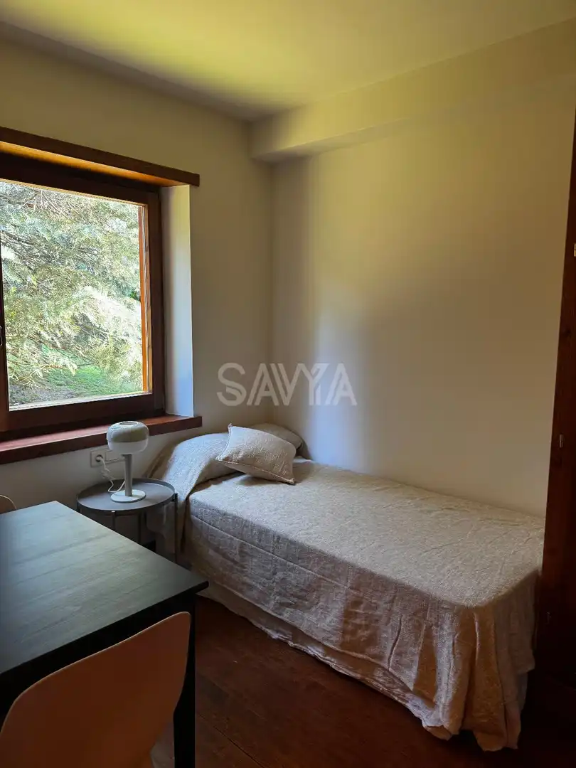 Dormitori de Casa adosada de lloguer en Bolvir amb Calefacció, Parquet i Terrassa