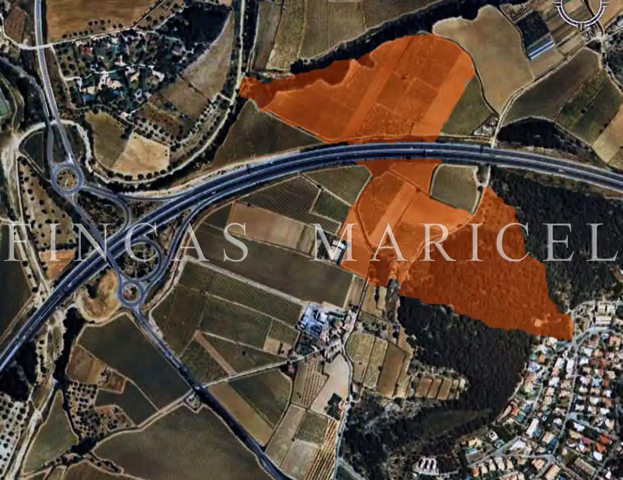 Finca rústica en venda a Vallpineda - Rocamar