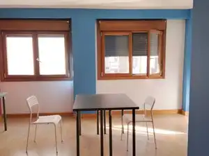 Büro zur Miete in Gijón  mit Heizung