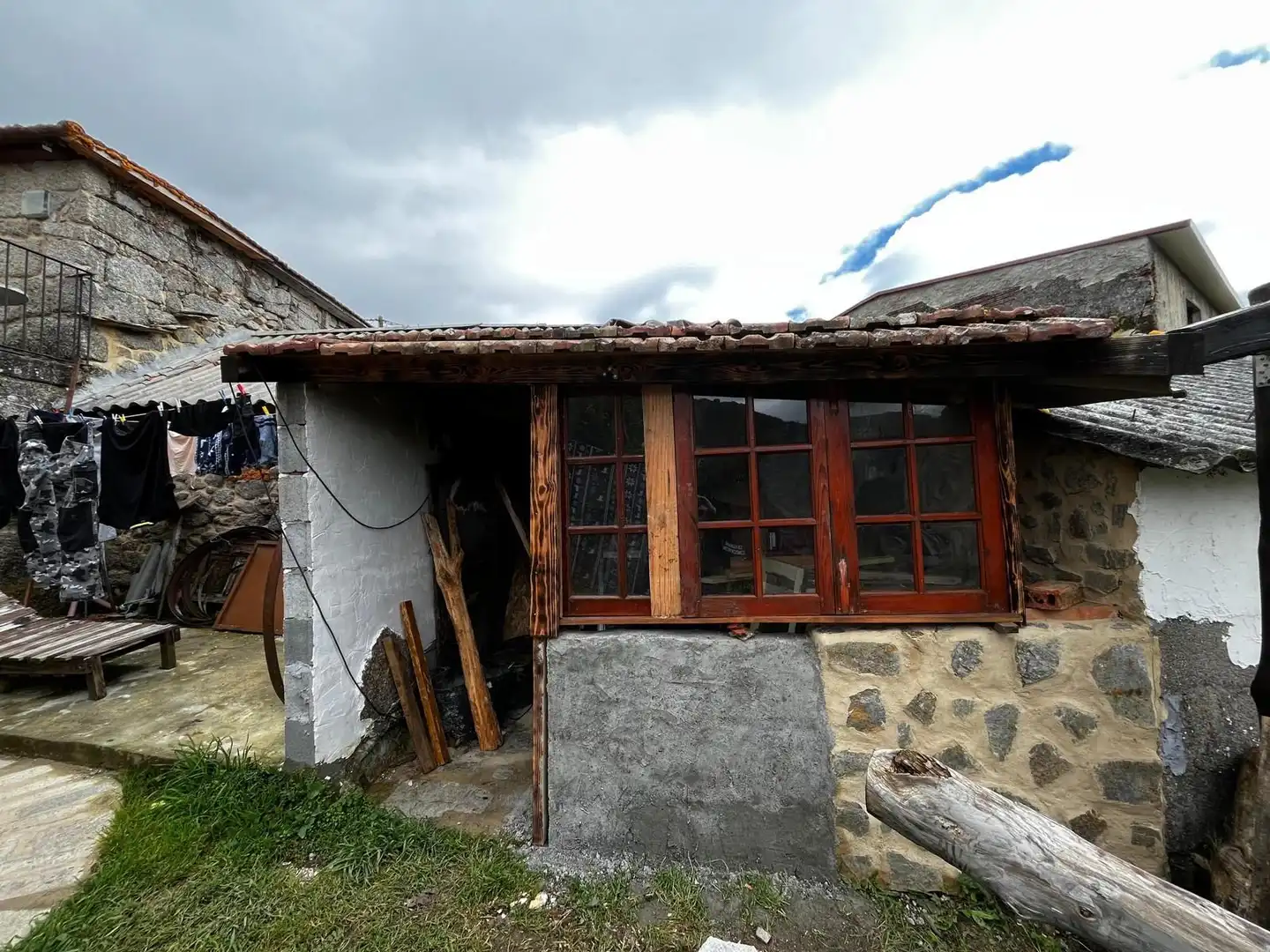 Vista exterior de Casa o chalet en venta en Carballeda de Avia con Calefacción y Trastero