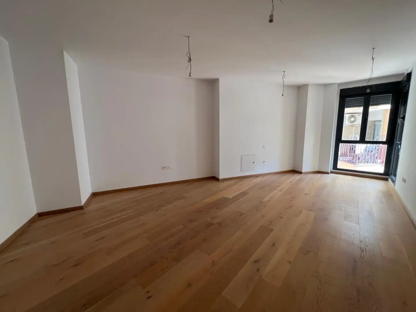 Sala d'estar de Pis en venda en Zaragoza amb Aire condicionat, Calefacció i Parquet