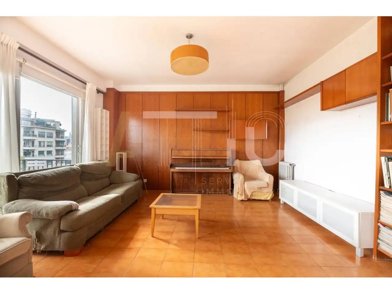 Sala d'estar de Pis en venda en Barcelona amb Aire condicionat, Calefacció i Traster