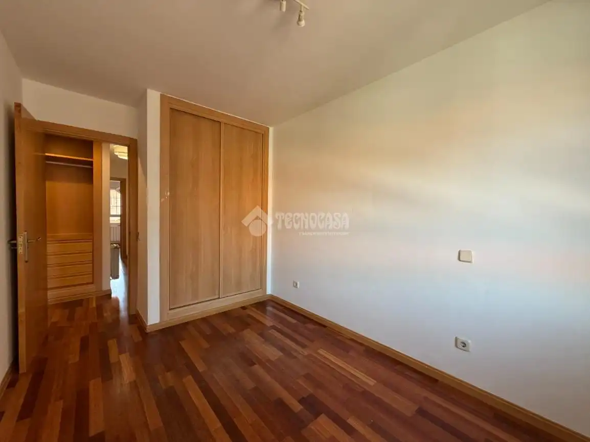 Habitación de Casa adosada de alquiler en Algete con Aire acondicionado, Calefacción y Jardín privado