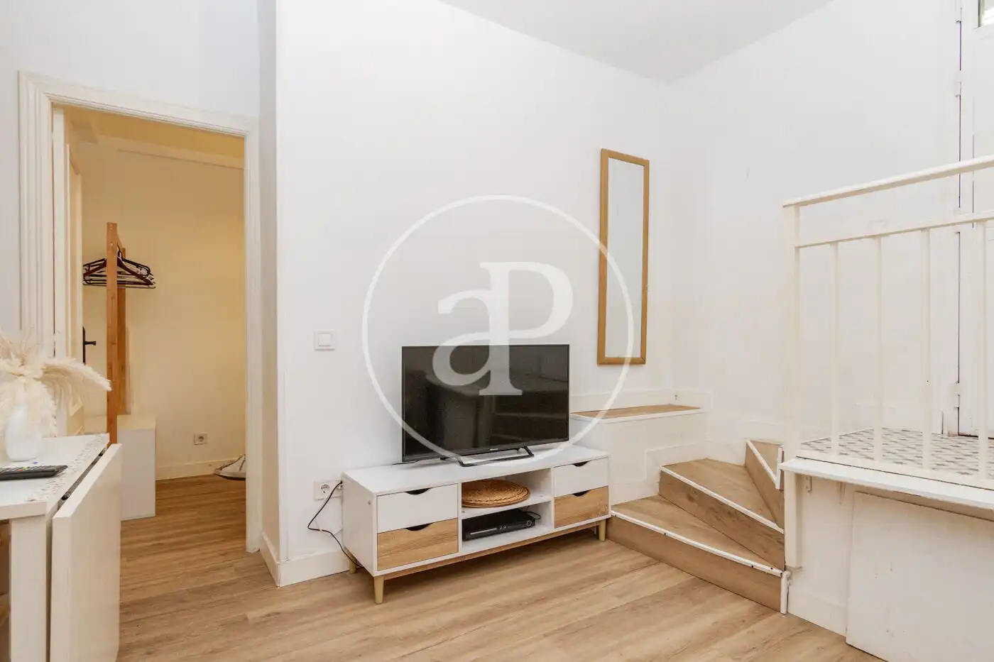 Sala d'estar de Pis en venda en Madrid amb Aire condicionat, Calefacció i Terrassa