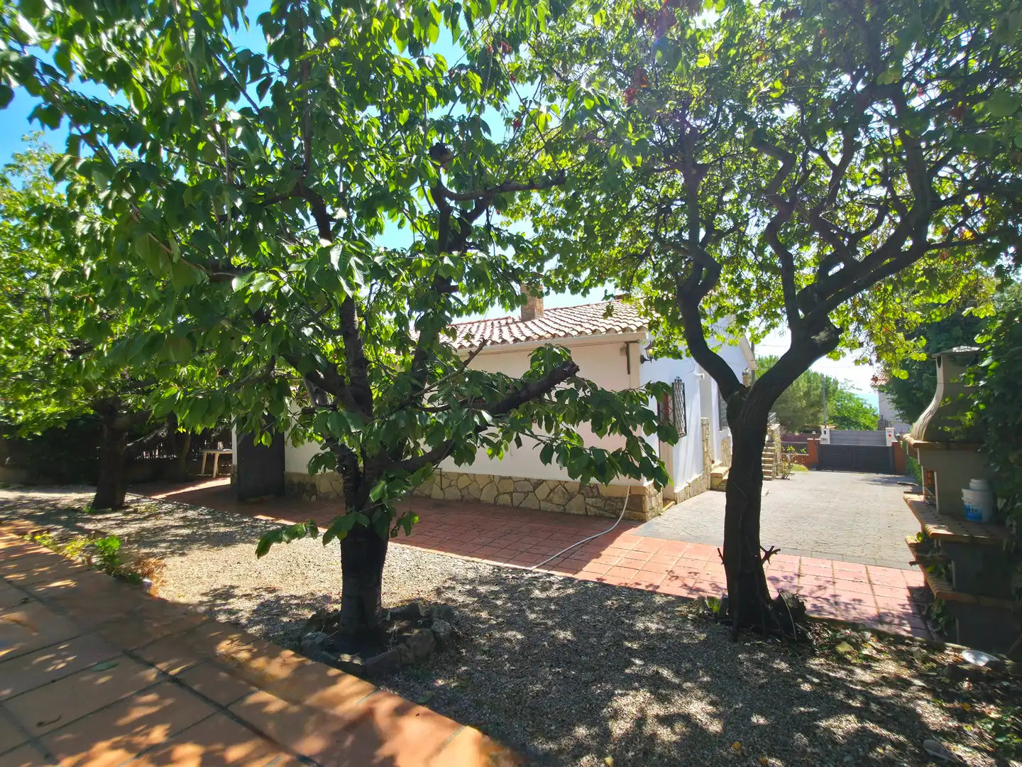 Außenansicht von Haus oder Chalet zum Verkauf in Corbera de Llobregat mit Heizung, Privatgarten und Terrasse