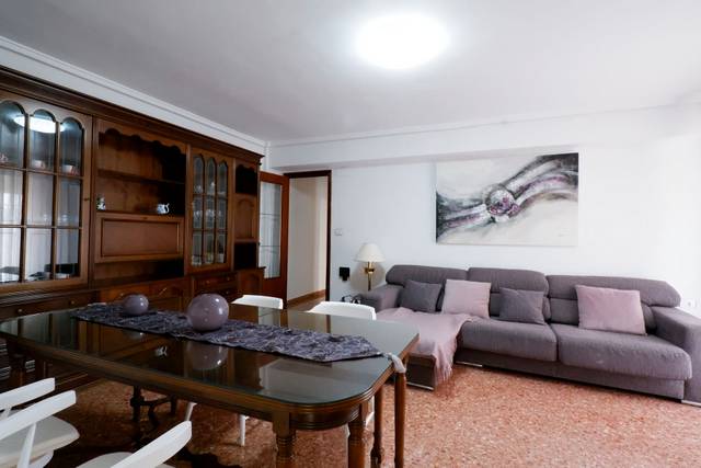 Apartamento en Alquiler en El Cabanyal - El Canyamelar