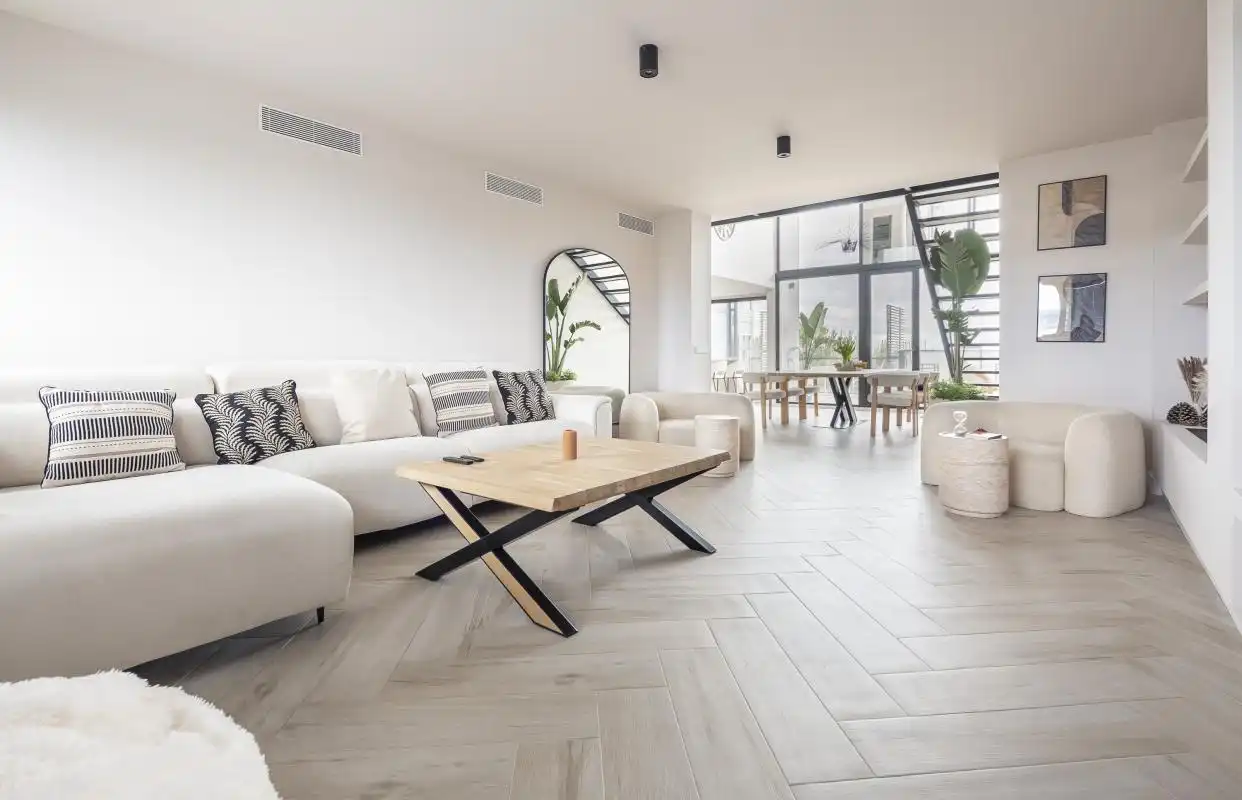 Sala d'estar de Àtic en venda en Majadahonda amb Aire condicionat, Calefacció i Jardí privat
