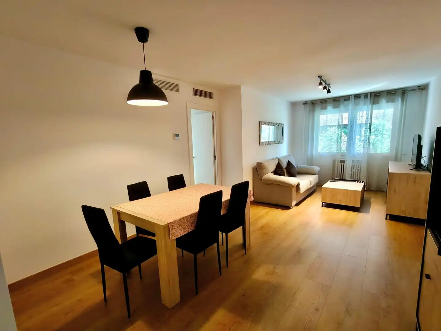 Esszimmer von Wohnung zur Miete in Zaragoza mit Heizung, Parkett und Terrasse