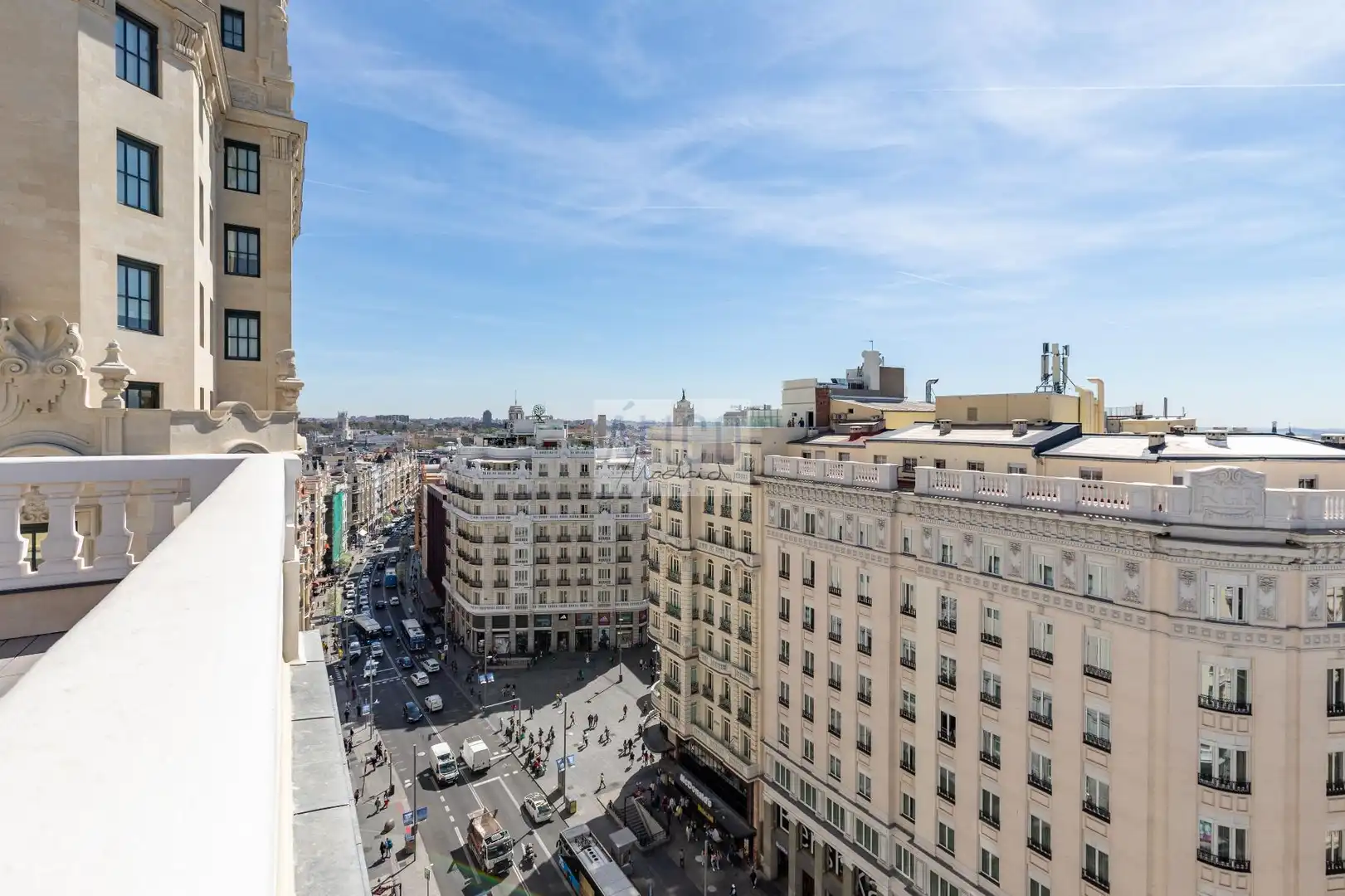 Vista exterior de Àtic de lloguer en Madrid amb Aire condicionat, Calefacció i Terrassa