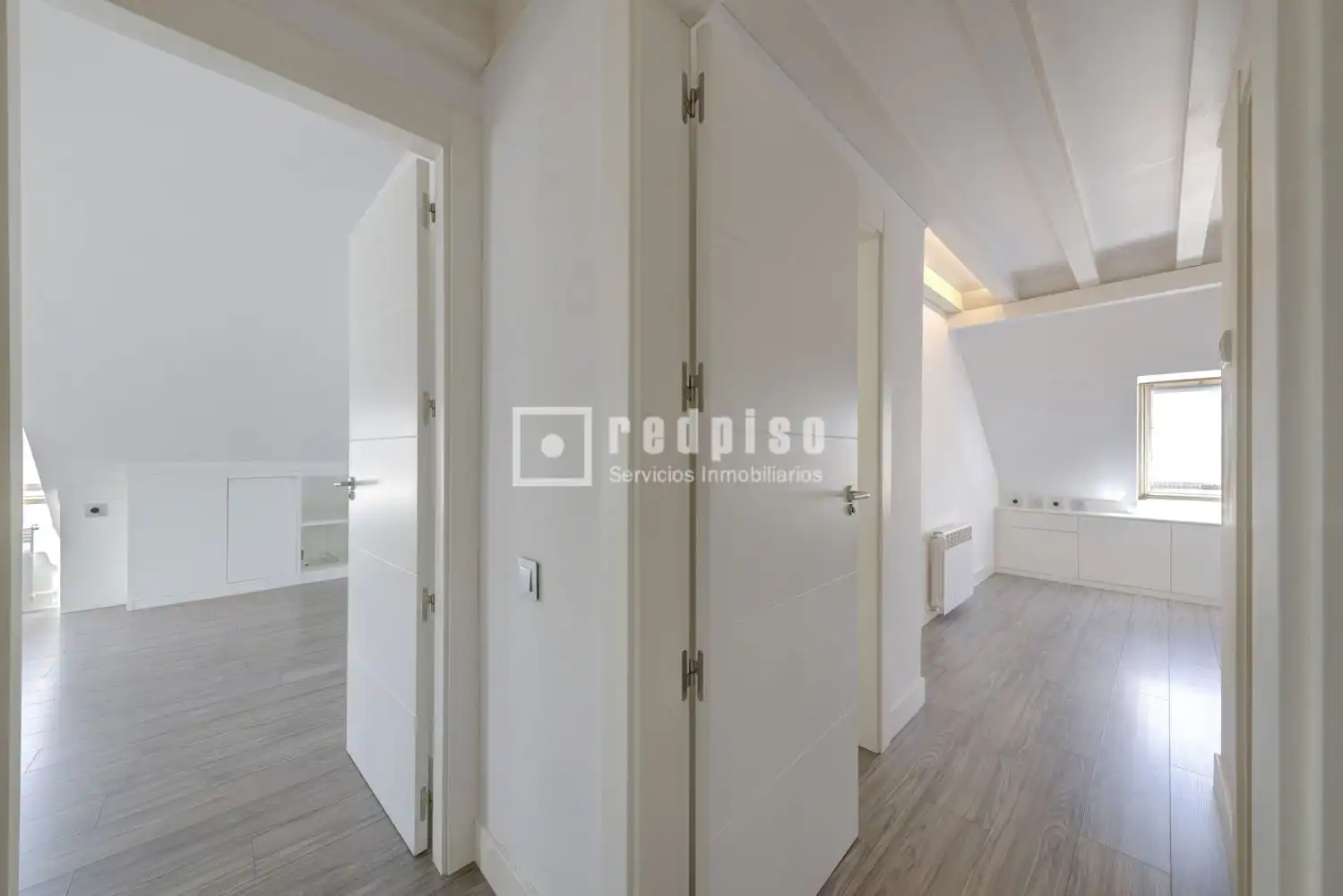 Habitación de Ático en venta en Pozuelo de Alarcón con Calefacción, Jardín privado y Terraza