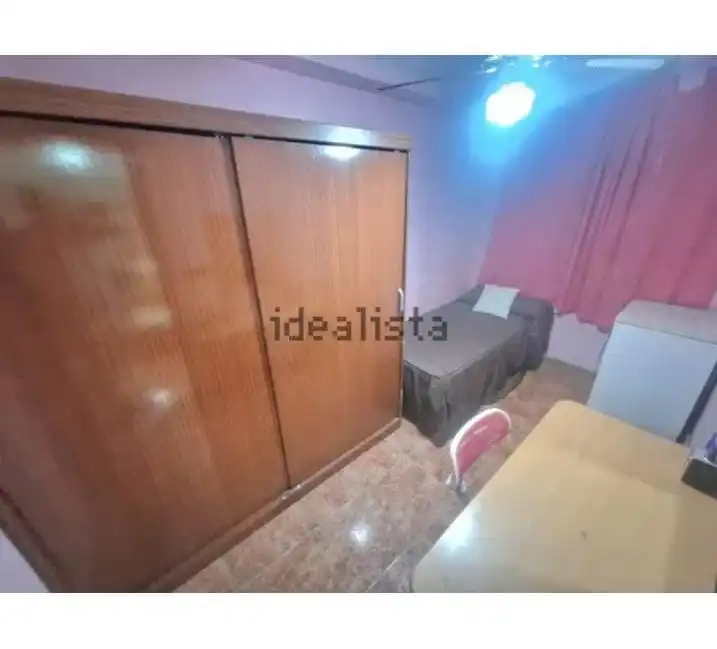 Habitación de Piso en venta en Sevilla