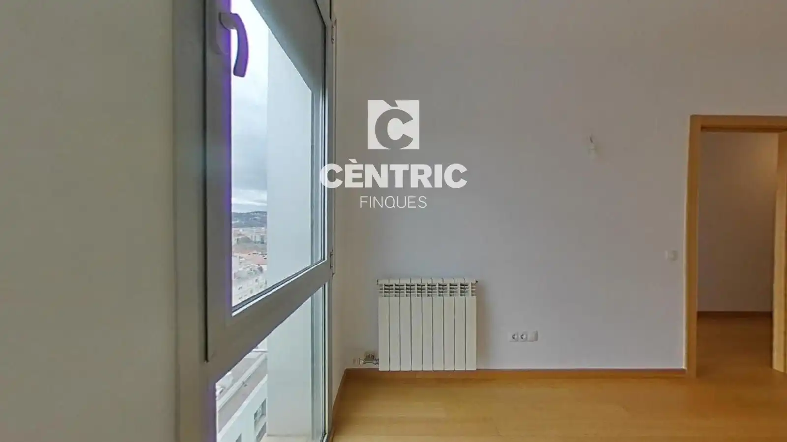 Flat for sale in Plaça Catalunya - Escola Industrial
