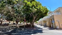 Vista exterior de Casa o xalet en venda en  Almería Capital amb Terrassa i Balcó