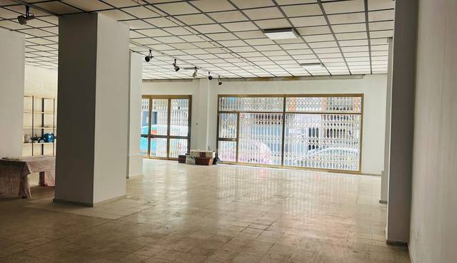 Local comercial en Venta en Calle Garcilaso de la Vega, 40 en La Salle - Cuatro Torres