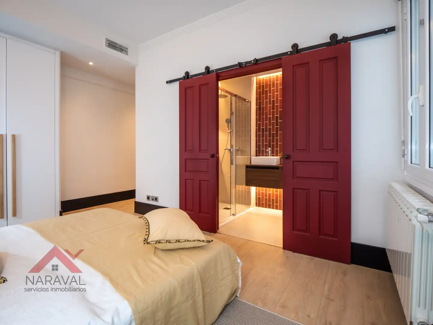 Bedroom of Flat for sale in  Pamplona / Iruña  with Air Conditioner, Heating and Oven