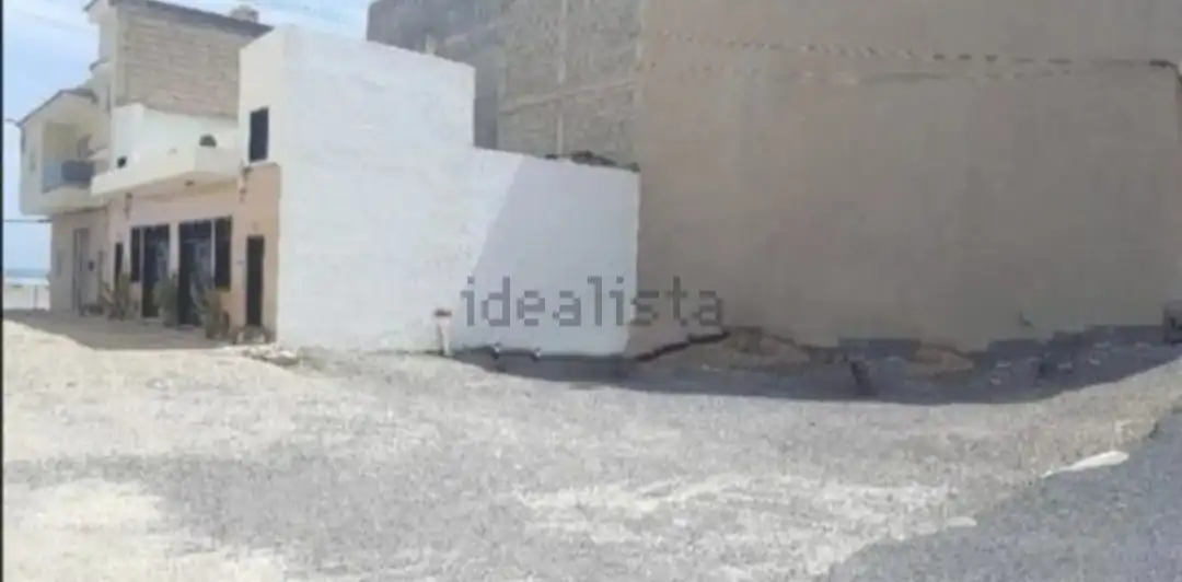 Terreno residenziale in vendita a Calle Arico