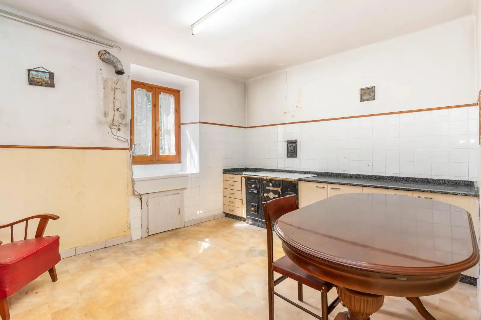 Cocina de Casa o chalet en venta en Cabrillanes con Jardín privado, Terraza y Trastero