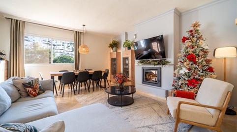 Foto 2 de Dúplex en venda a Avenida Tomás Pascual, 22, La Quinta, Málaga