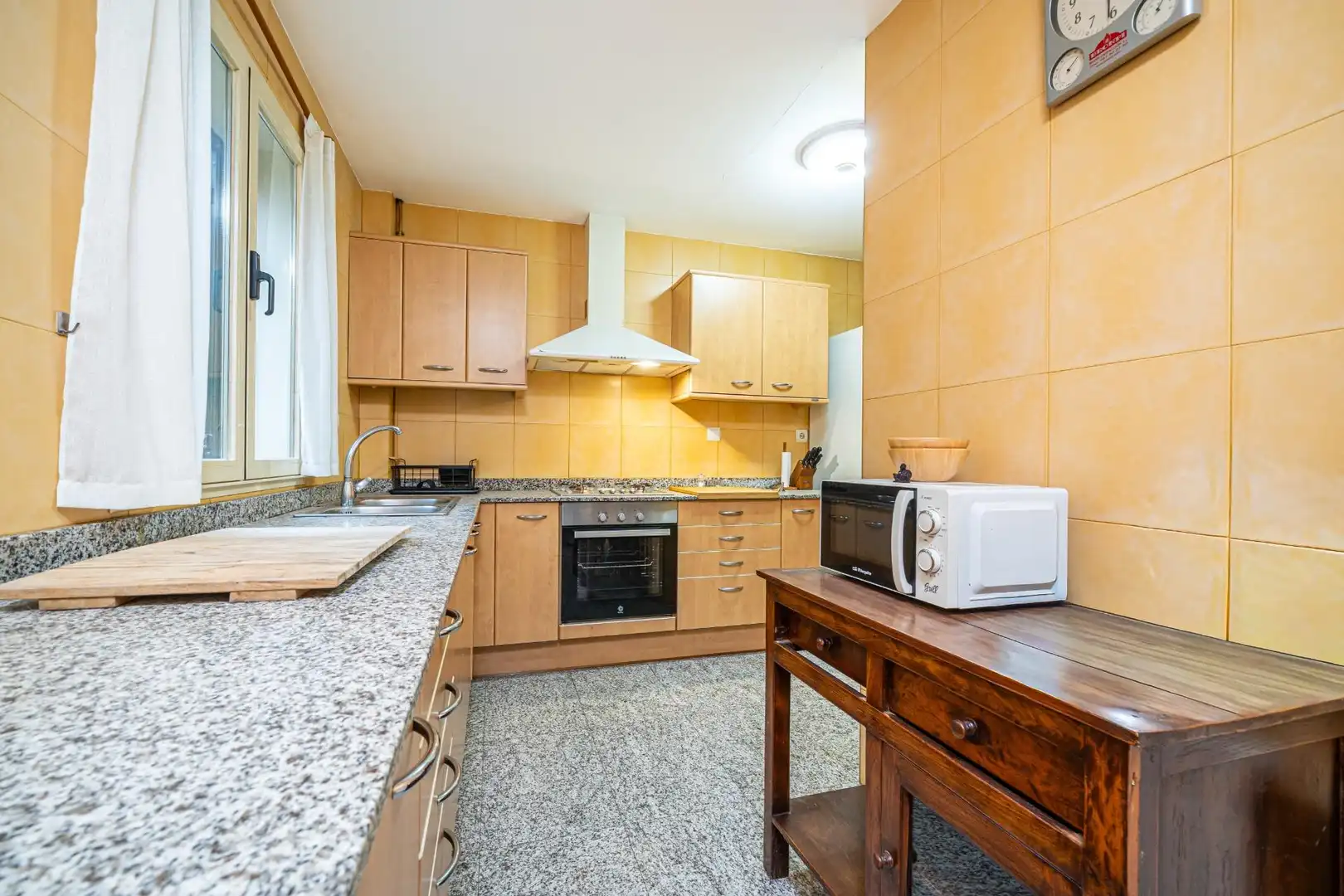 Ground floor with lift for sale in Carrer de l'Illa de Rodes, imagen 13
