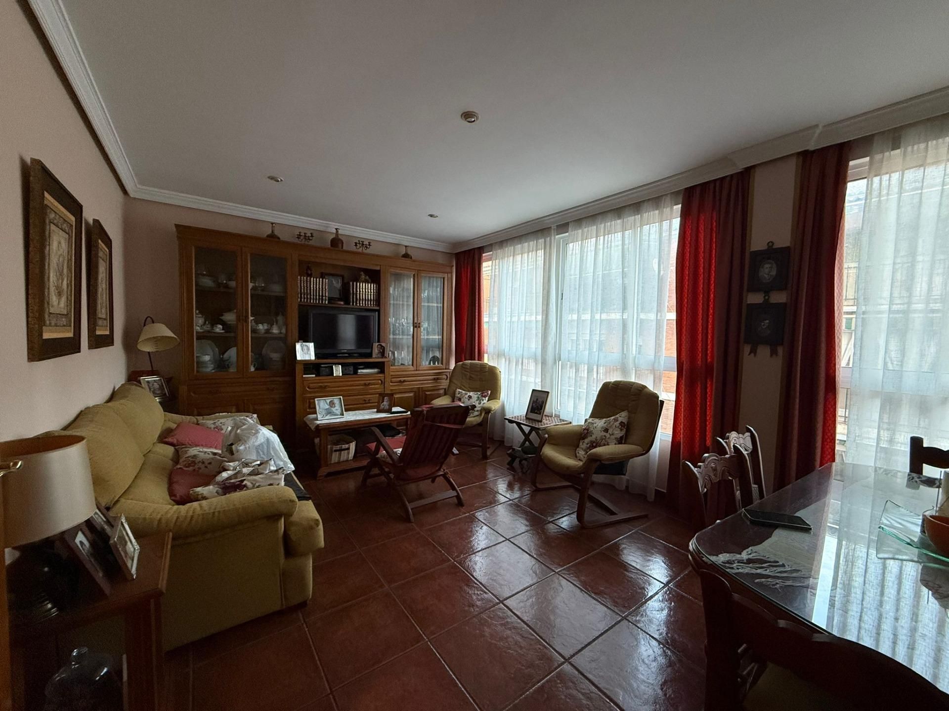 Sala d'estar de Pis en venda en Cáceres Capital