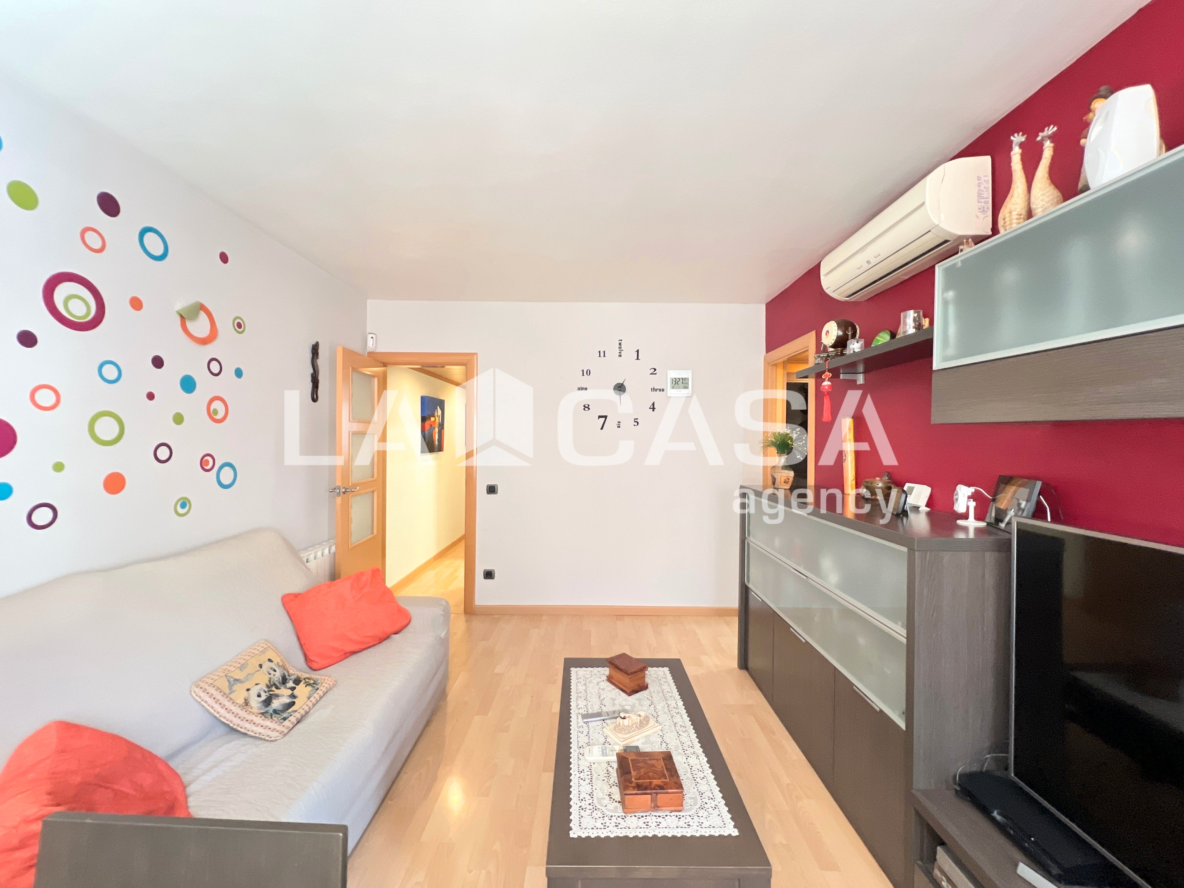 Flat for sale in Badalona  with Heating and Balcony