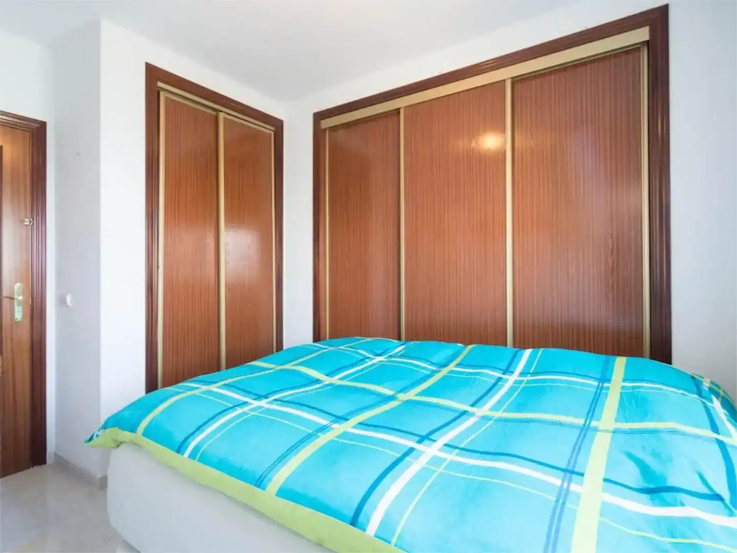 Schlafzimmer von Dachboden zum Verkauf in Torremolinos mit Klimaanlage, Schwimmbad und Balkon