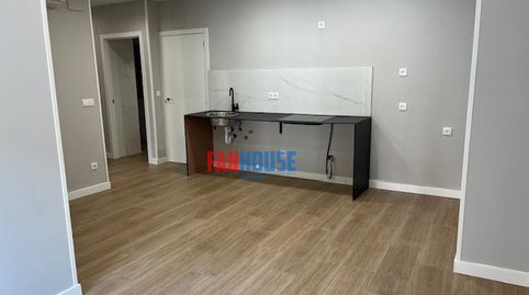 Foto 3 de Piso en venta en El Natahoyo, Gijón
