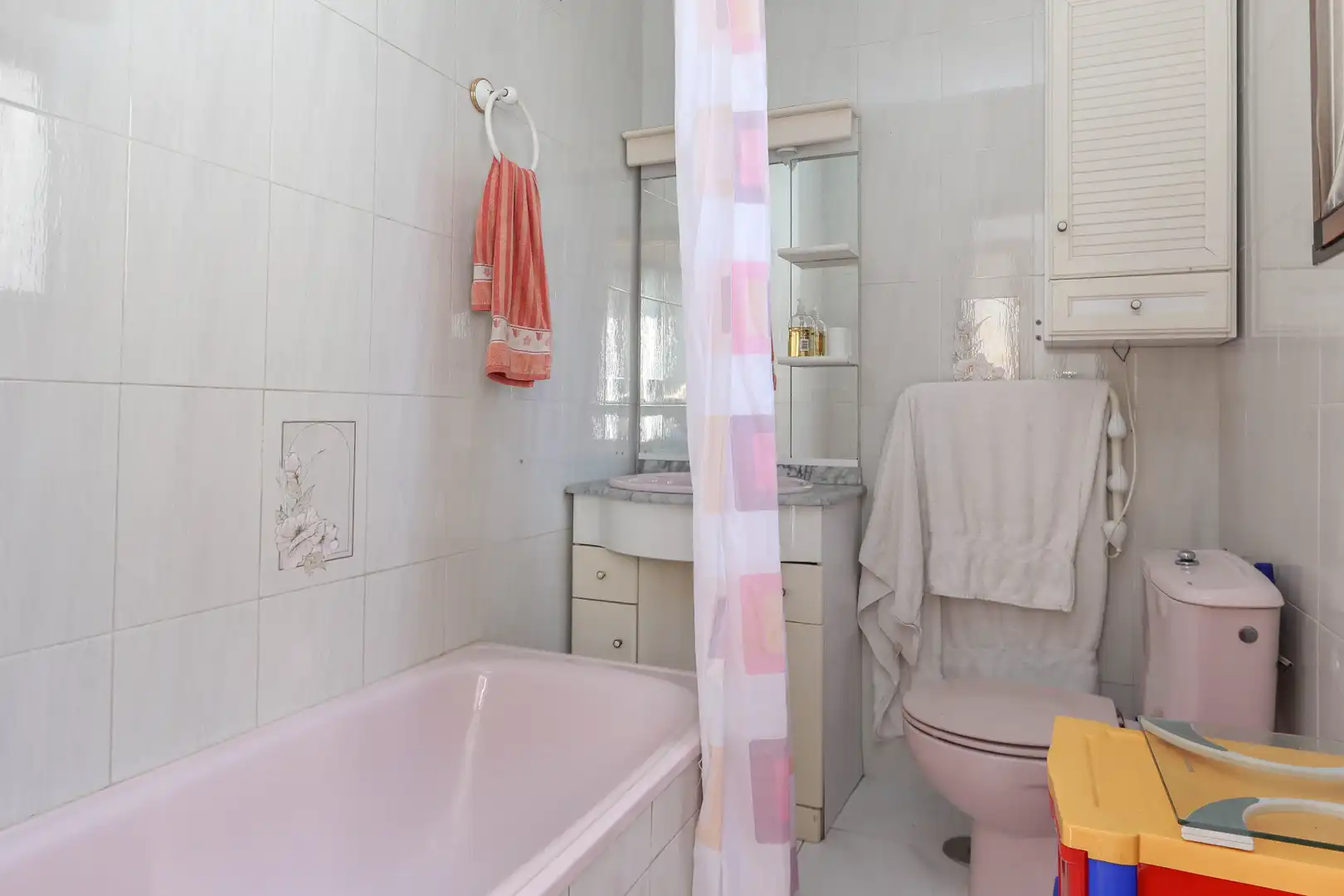 Bany de Casa adosada en venda en Yunquera amb Jardí privat
