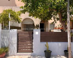 Exterior view of Single-family semi-detached to rent in Los Alcázares  with Air Conditioner, Heating and Private garden