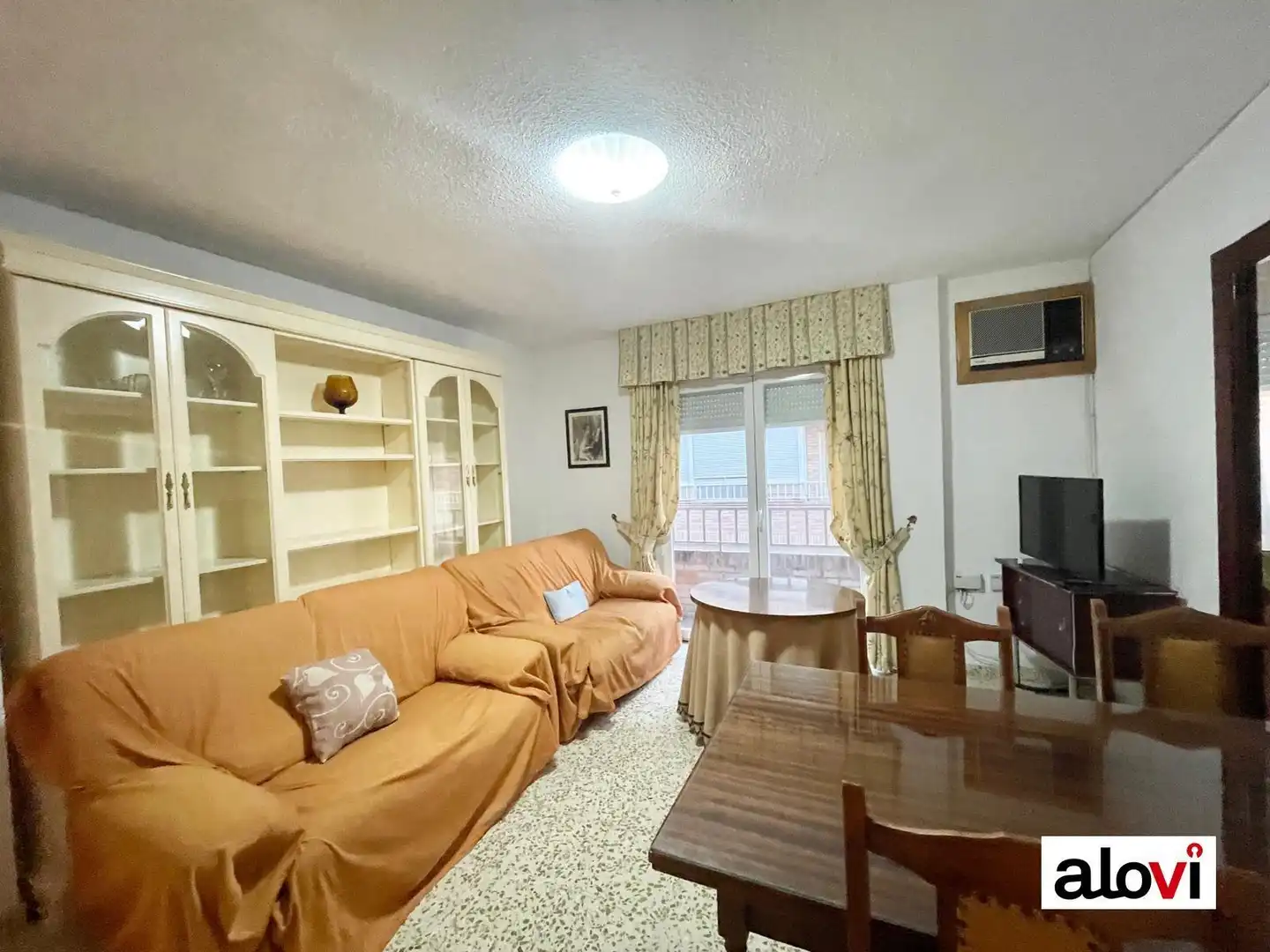Flat with lift to rent in Beiro, imagen 2