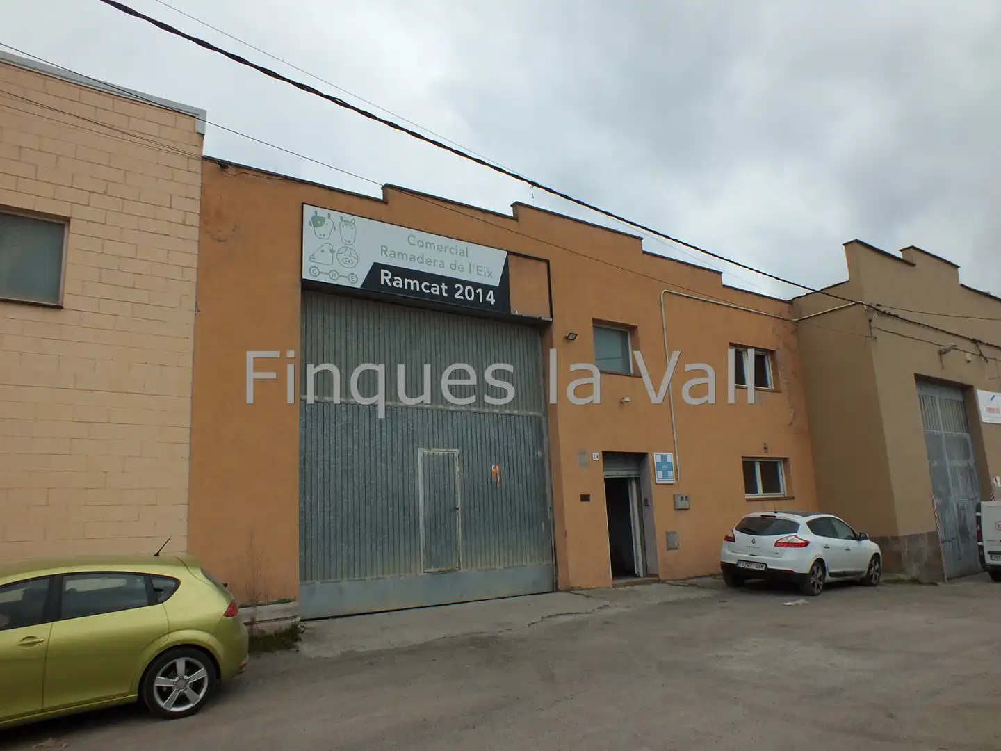 Industriegebäude zum Verkauf in Manlleu