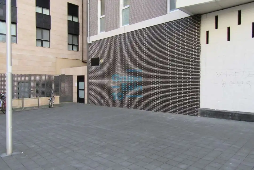 Vista exterior de Garaje en venta en Donostia - San Sebastián 