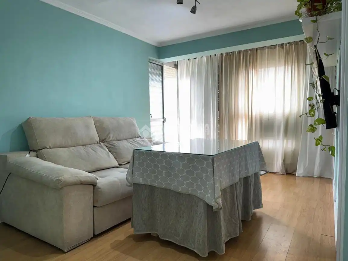 Living room of Flat for sale in Sevilla  with Air Conditioner
