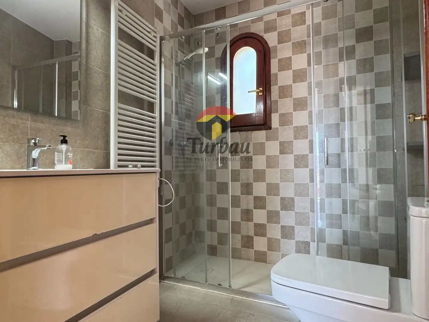 Badezimmer von Haus oder Chalet zum Verkauf in Tossa de Mar mit Klimaanlage, Heizung und Terrasse