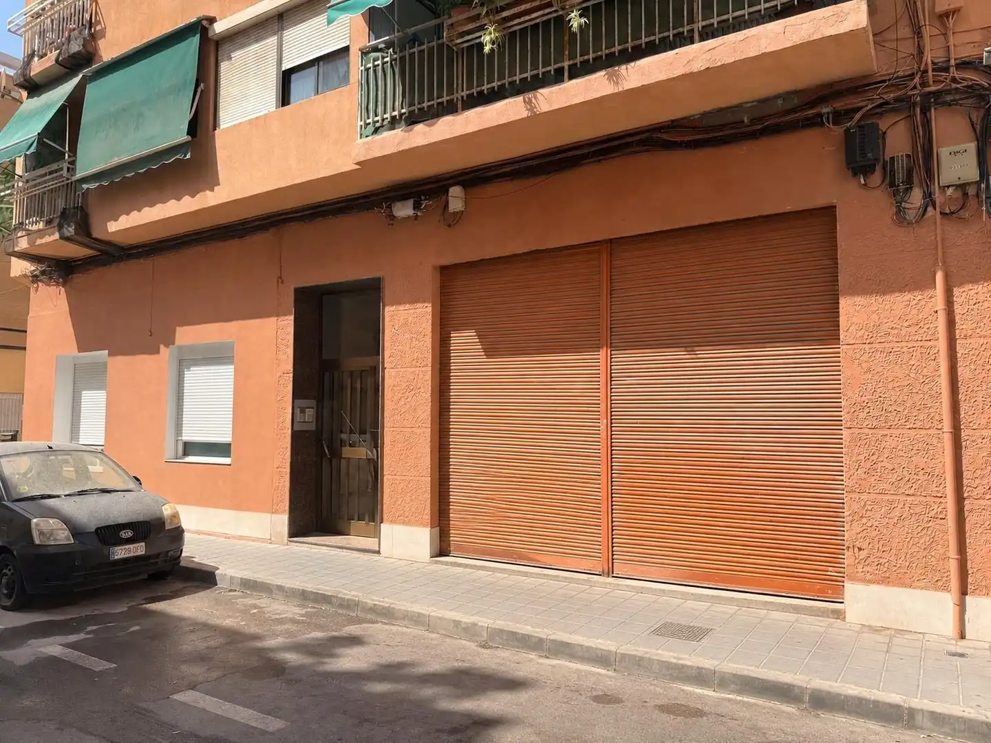 Local comercial en venda a Calle de Aldebarán