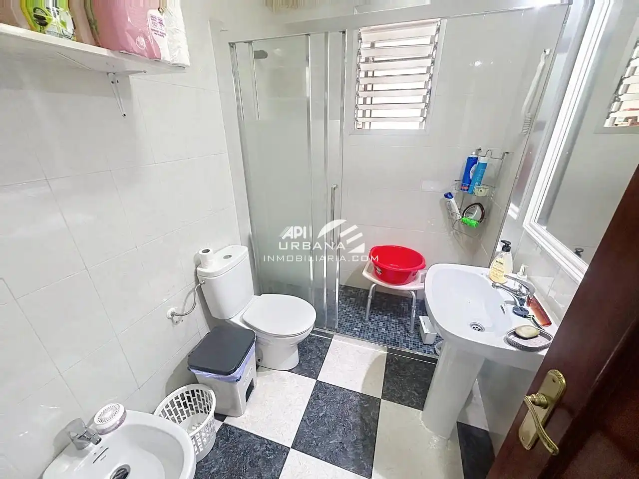 Baño de Planta baja en venta en Lucena con Trastero
