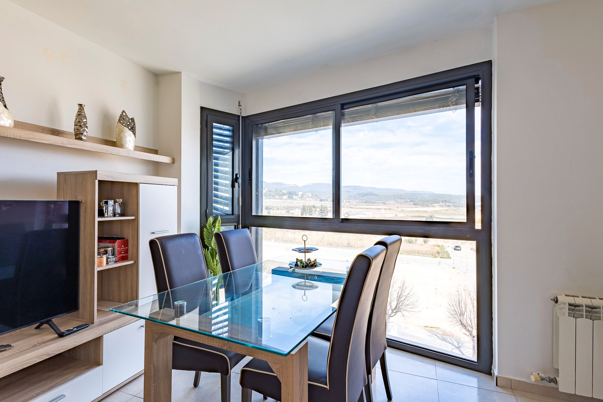 Menjador de Àtic en venda en Torrelles de Foix amb Calefacció i Terrassa