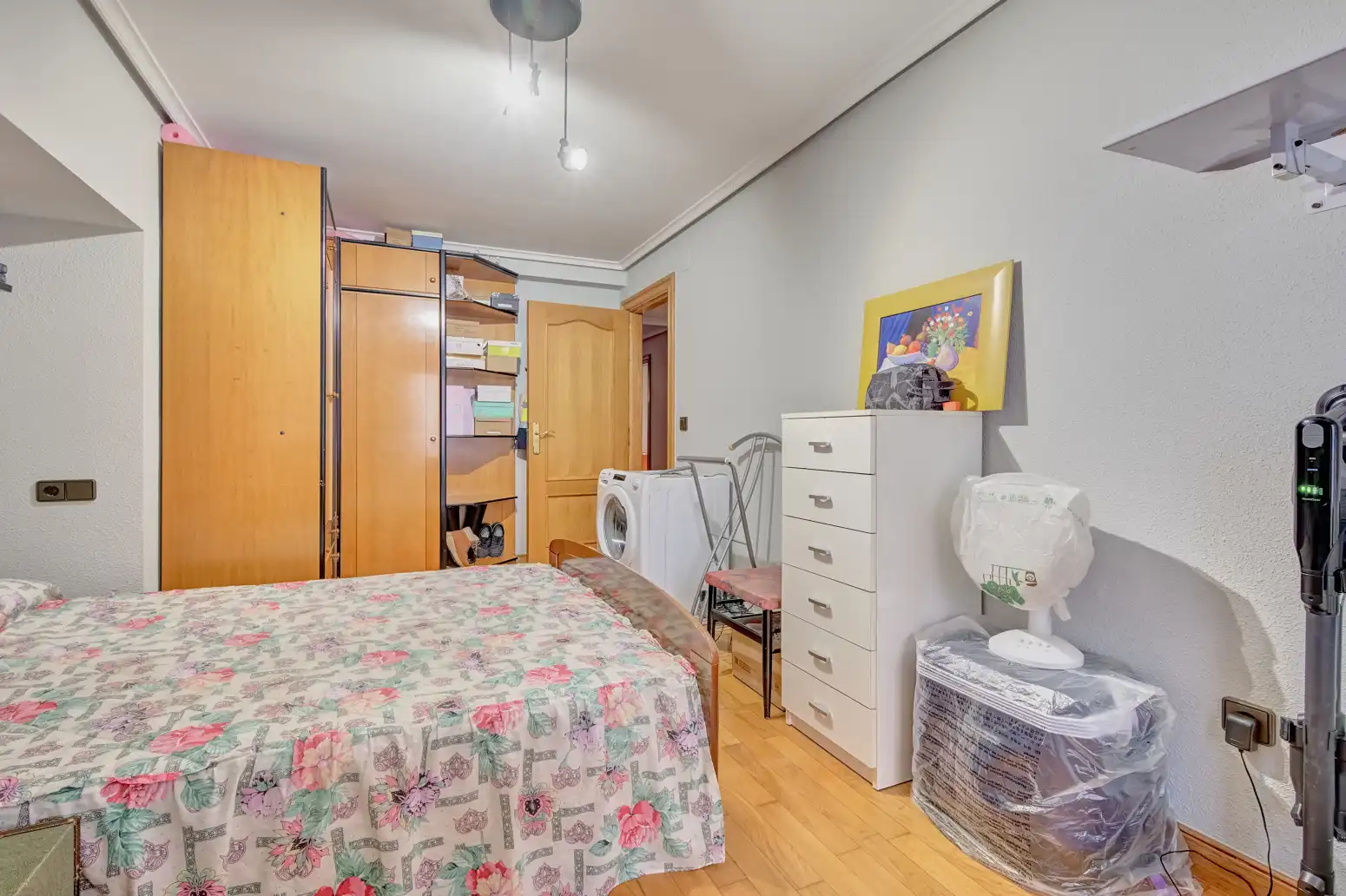 Bedroom of Commercial properties for sale in Puente la Reina / Gares  with Furnished