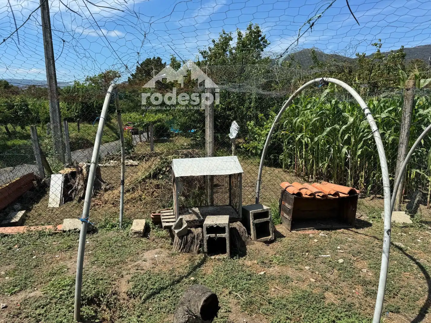 Jardí de Casa o xalet en venda en Arbo amb Moblat