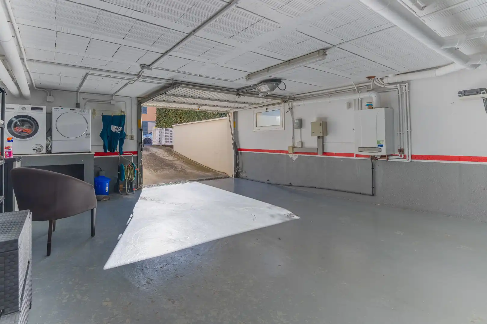 Parking de Casa adosada en venta en Fornells de la Selva con Aire acondicionado, Calefacción y Jardín privado