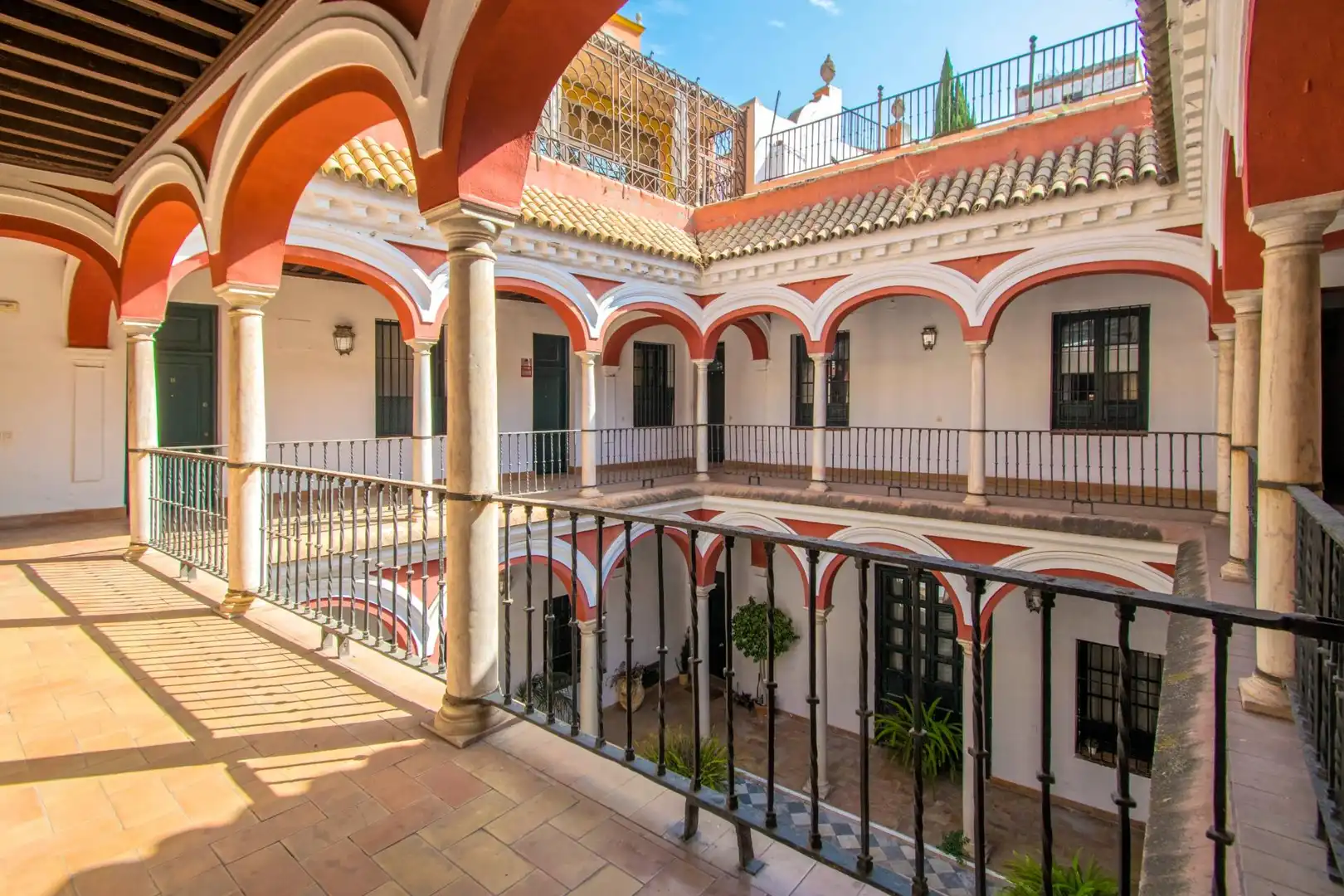 Vista exterior de Apartamento de alquiler en Sevilla con Aire acondicionado y Amueblado