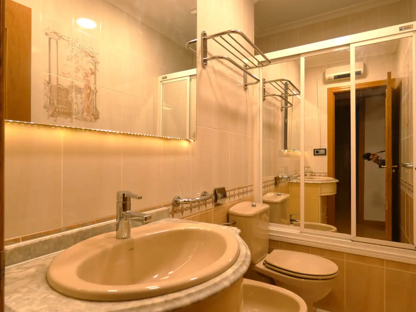 Baño de Piso en venta en Madrid con Aire acondicionado, Calefacción y Terraza