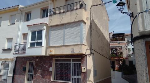 Foto 2 de Casa adosada en venda a Plaza del Carmen, Castillo de Locubín, Jaén